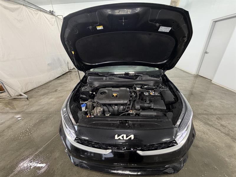 kia Forte 2022 - 13