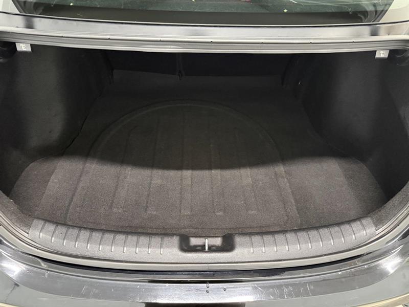 kia Forte 2022 - 28