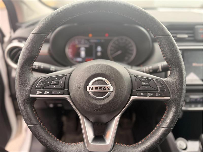 nissan Versa 2022 - 9
