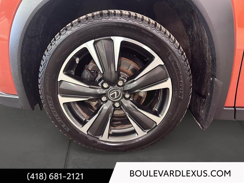 lexus UX 2020 - 7