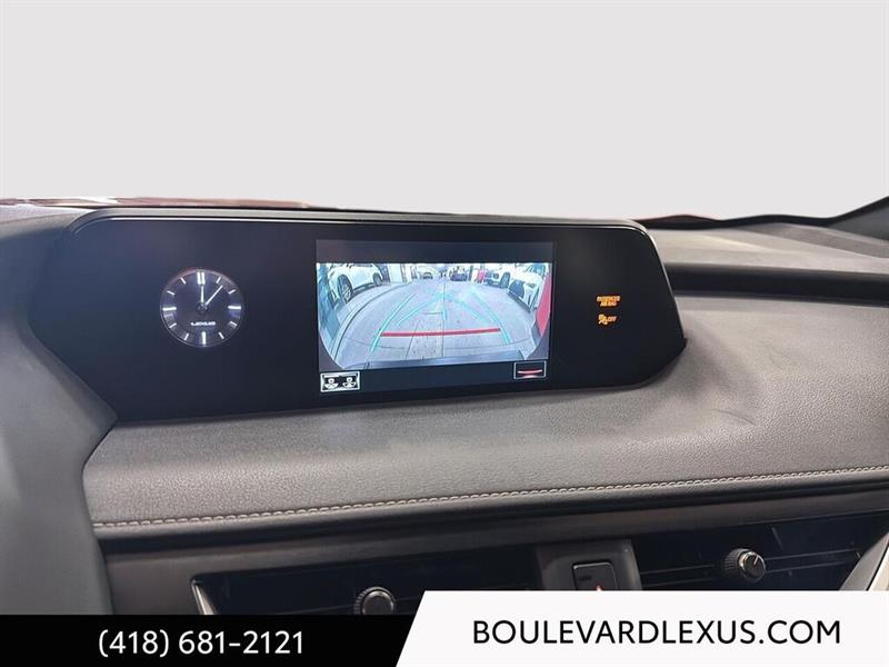 lexus UX 2020 - 16