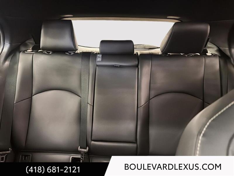 lexus UX 2020 - 19