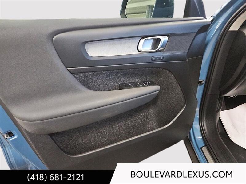 volvo XC40 2024 - 8