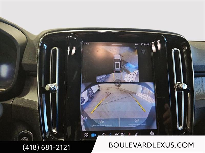 volvo XC40 2024 - 16