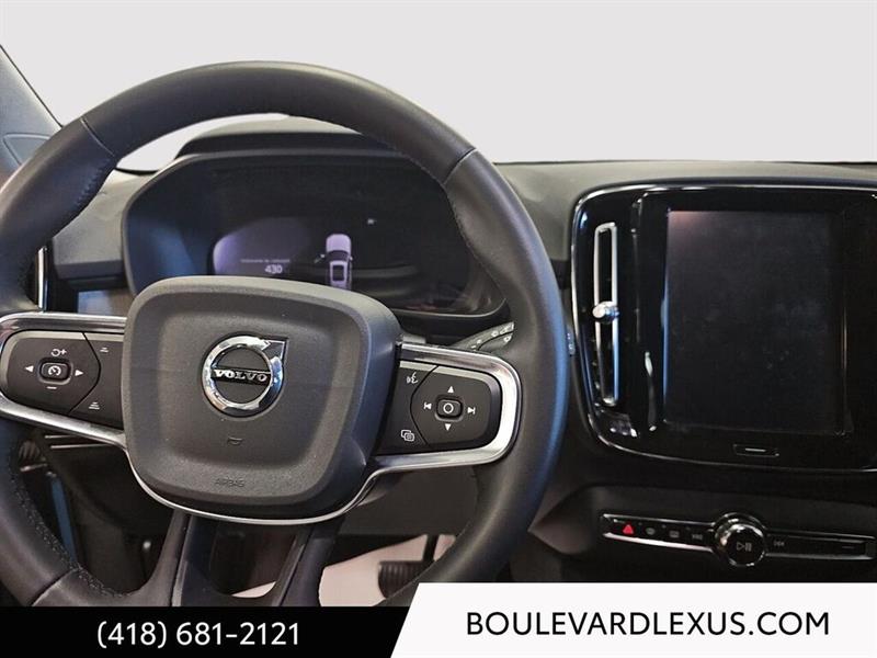 volvo XC40 2024 - 18
