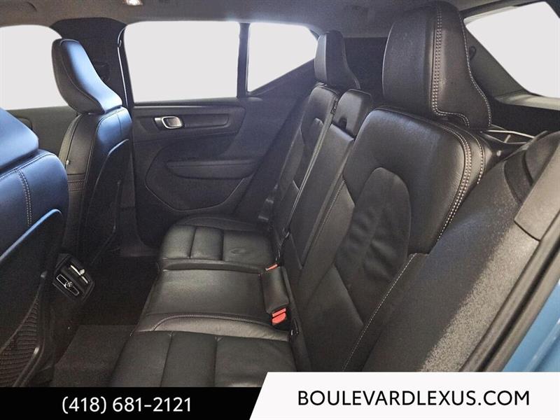 volvo XC40 2024 - 19