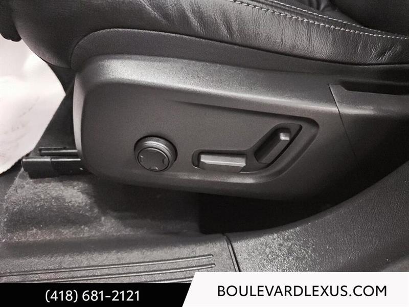 volvo XC40 2024 - 31