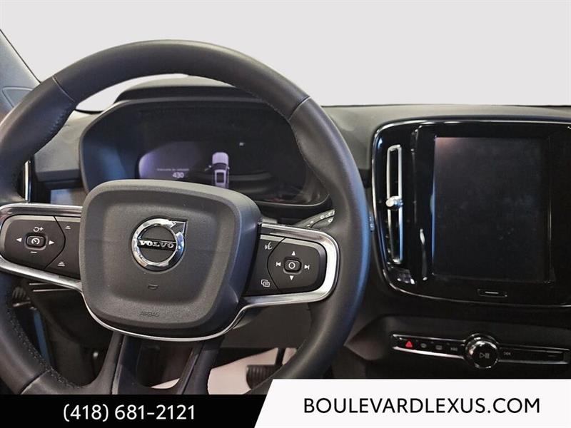 volvo XC40 2024 - 40