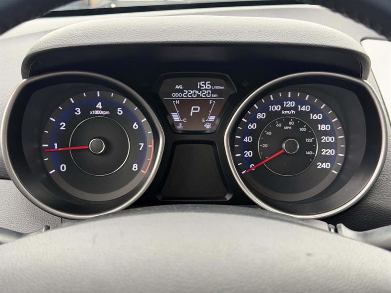 hyundai Elantra 2012 - 19