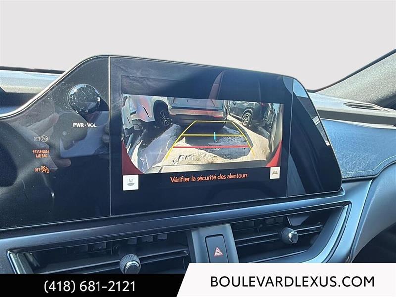 lexus UX 2025 - 16