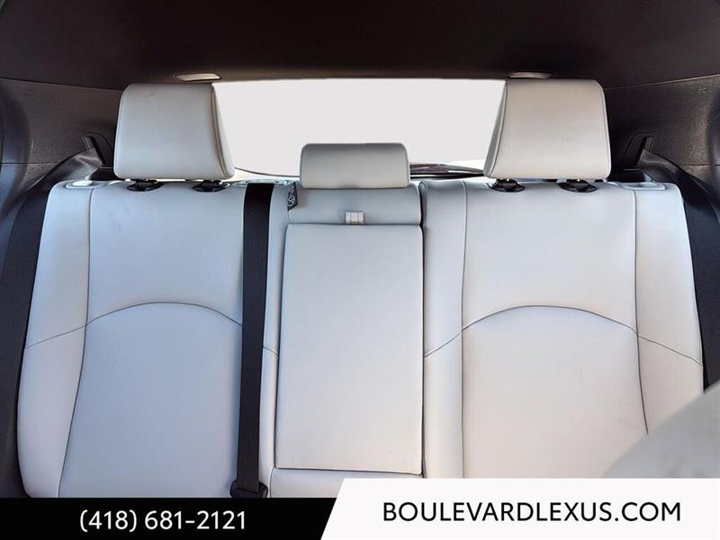 lexus UX 2025 - 19
