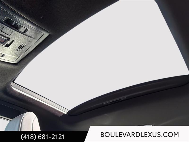 lexus UX 2025 - 32
