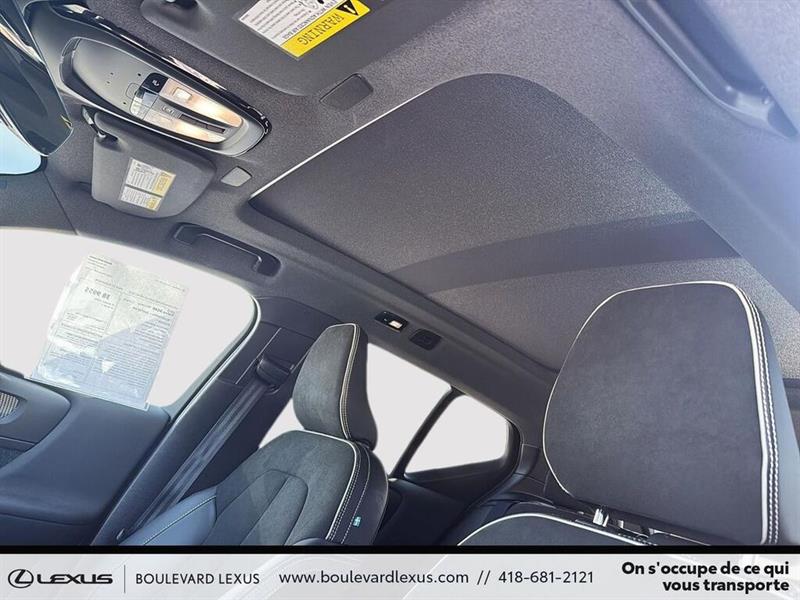 volvo Recharge XC40 tout électrique 2022 - 32