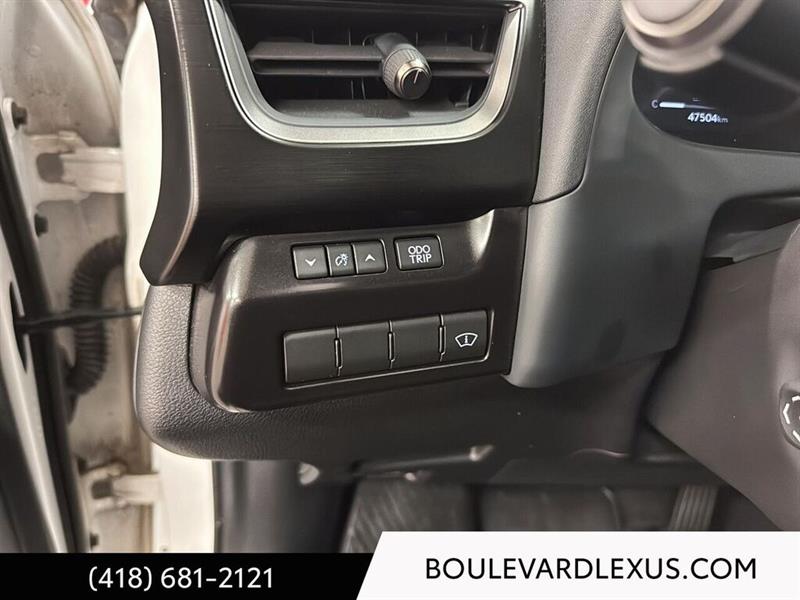 lexus UX 2025 - 13