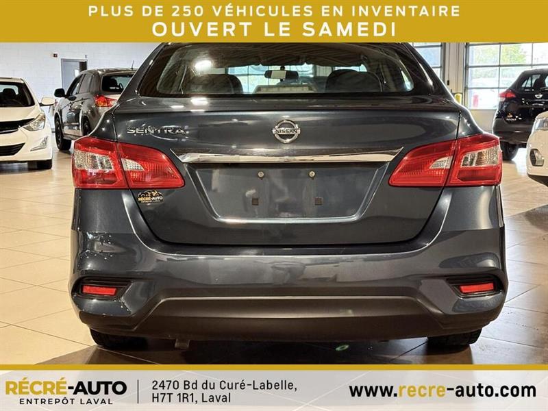 nissan Sentra 2018 - 11