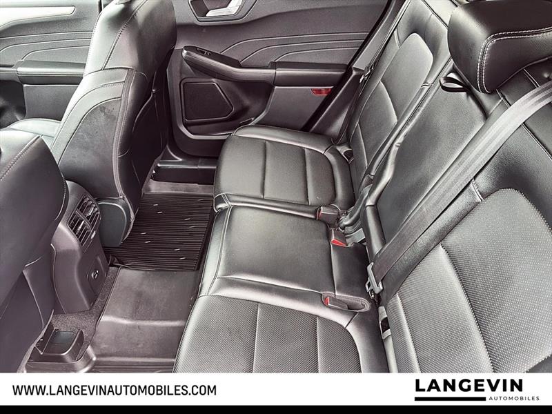 ford Escape 2022 - 11