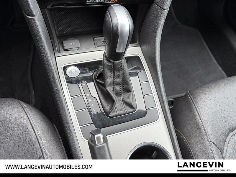 volkswagen Passat 2021 - 12