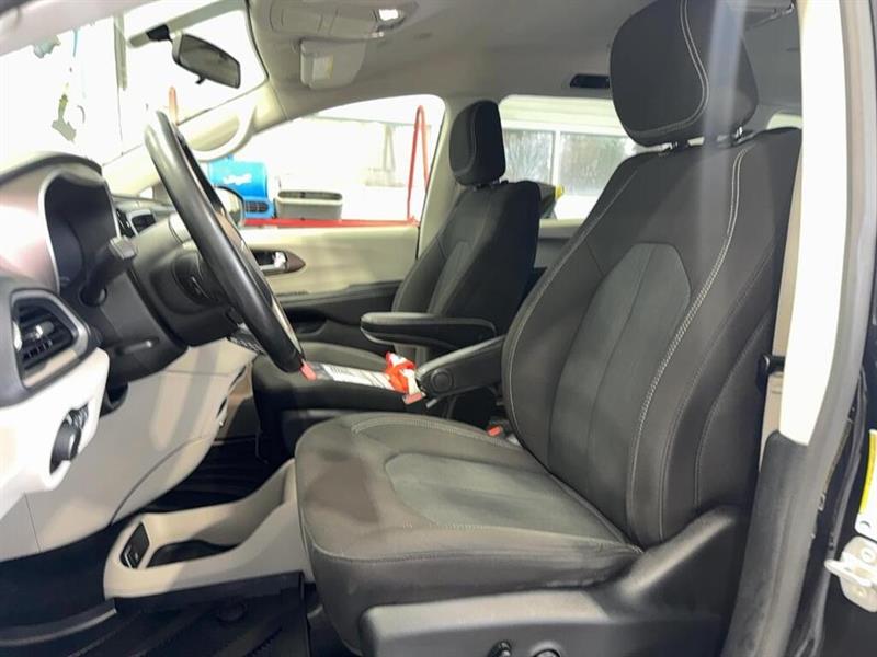chrysler Grand Caravan 2021 - 11