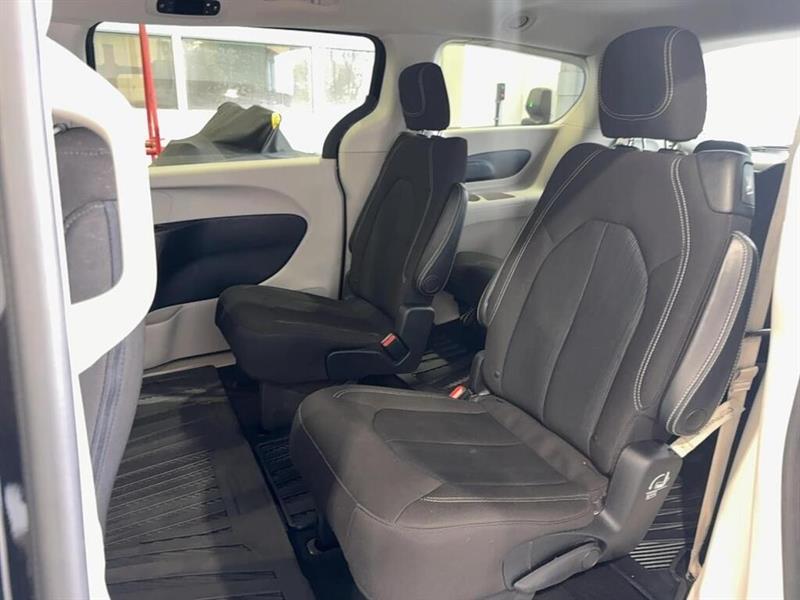 chrysler Grand Caravan 2021 - 12