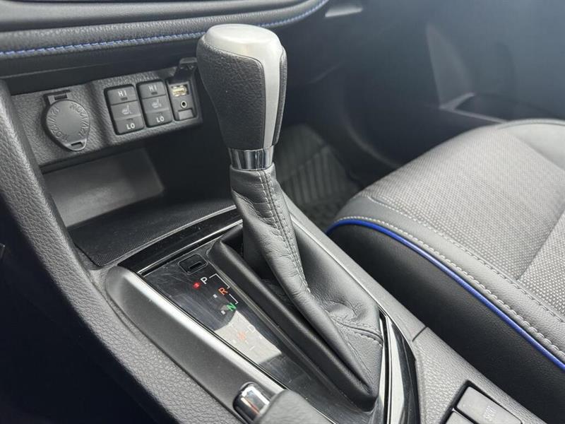 toyota Corolla 2019 - 13