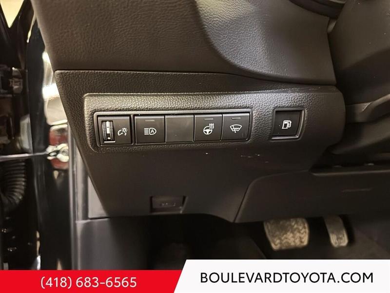 toyota Corolla 2025 - 13