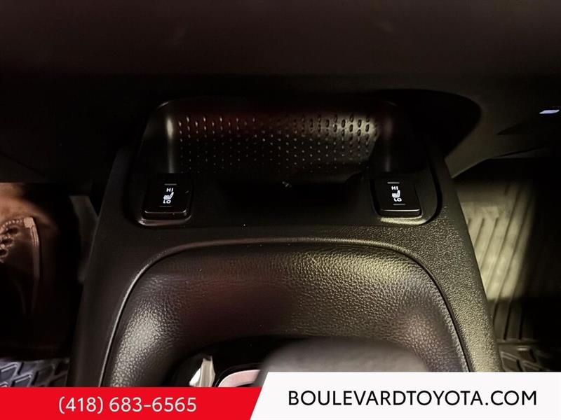 toyota Corolla 2025 - 16