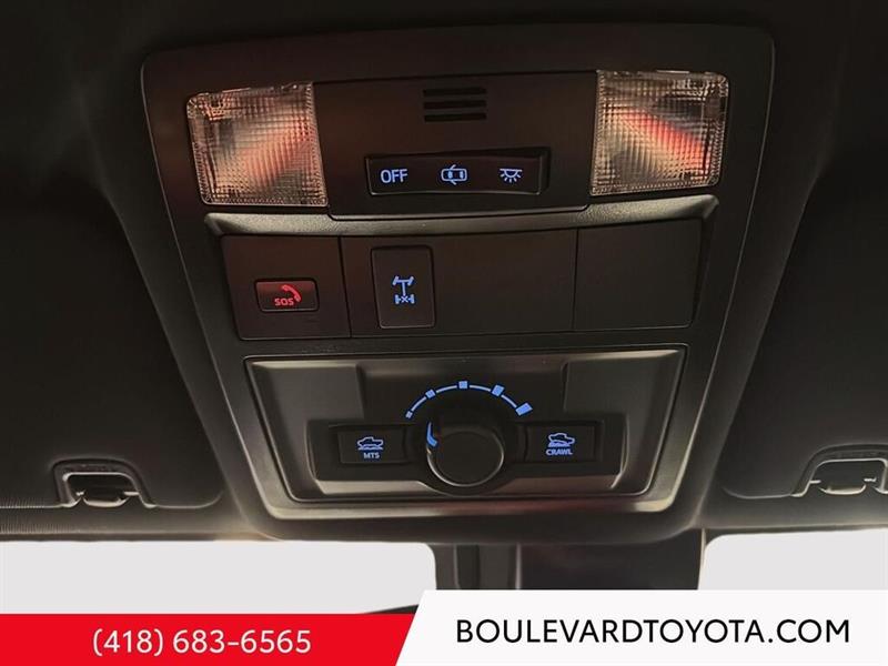 toyota Tacoma 2023 - 17