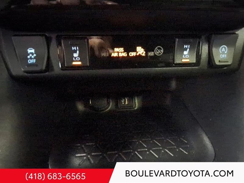 toyota RAV4 2025 - 16