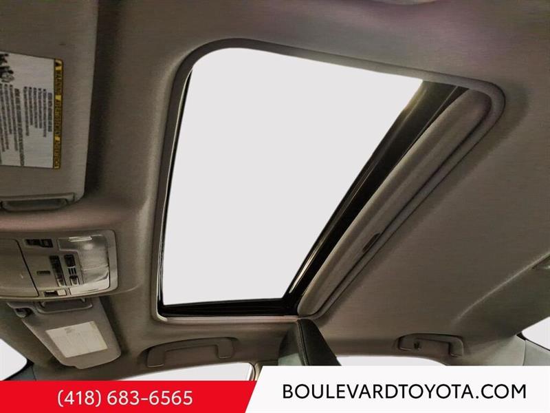 toyota Camry Hybrid 2017 - 15