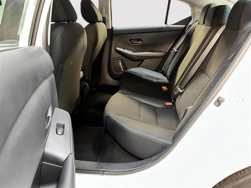 nissan Sentra 2024 - 9
