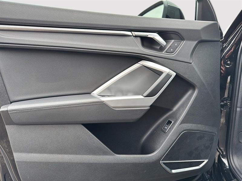 audi Q3 2020 - 13