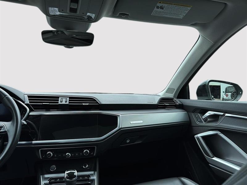 audi Q3 2020 - 23