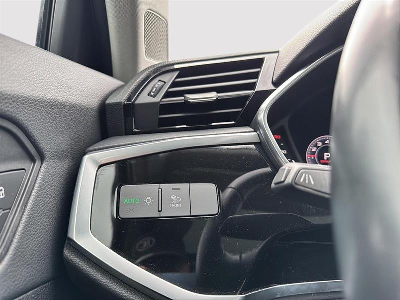 audi Q3 2020 - 25