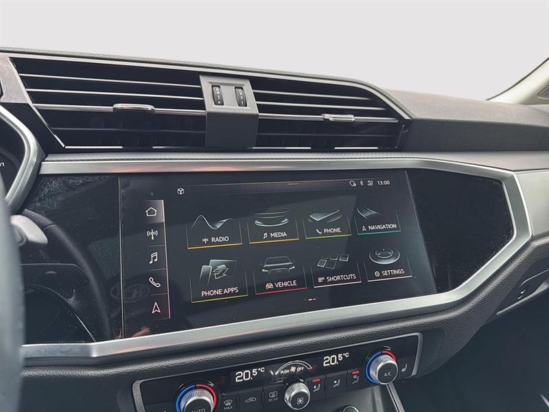 audi Q3 2020 - 30