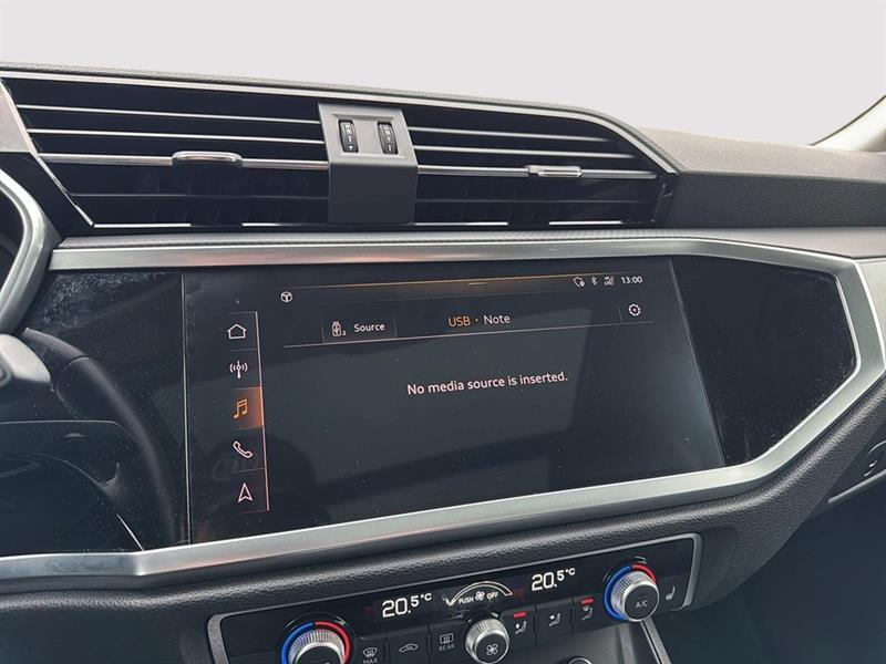 audi Q3 2020 - 32