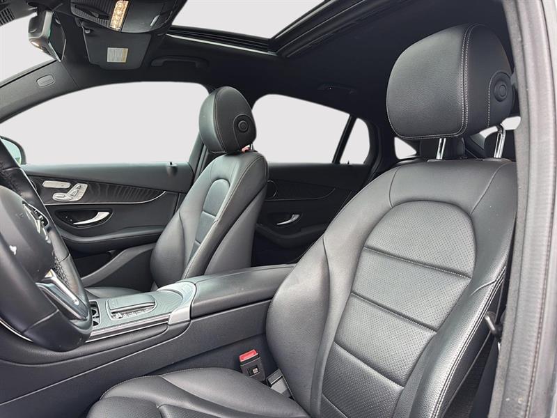 mercedes-benz GLC 300 2023 - 17