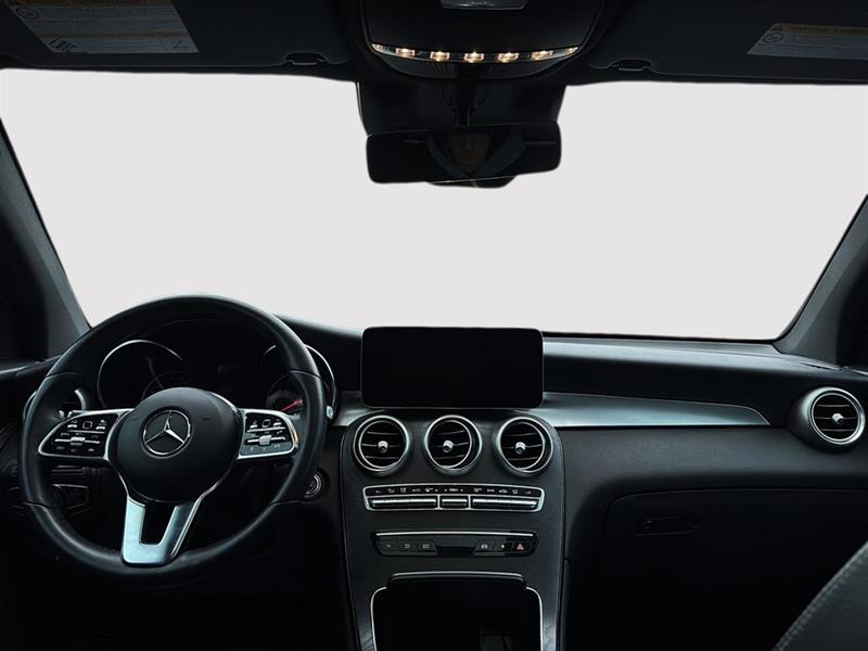 mercedes-benz GLC 300 2023 - 22