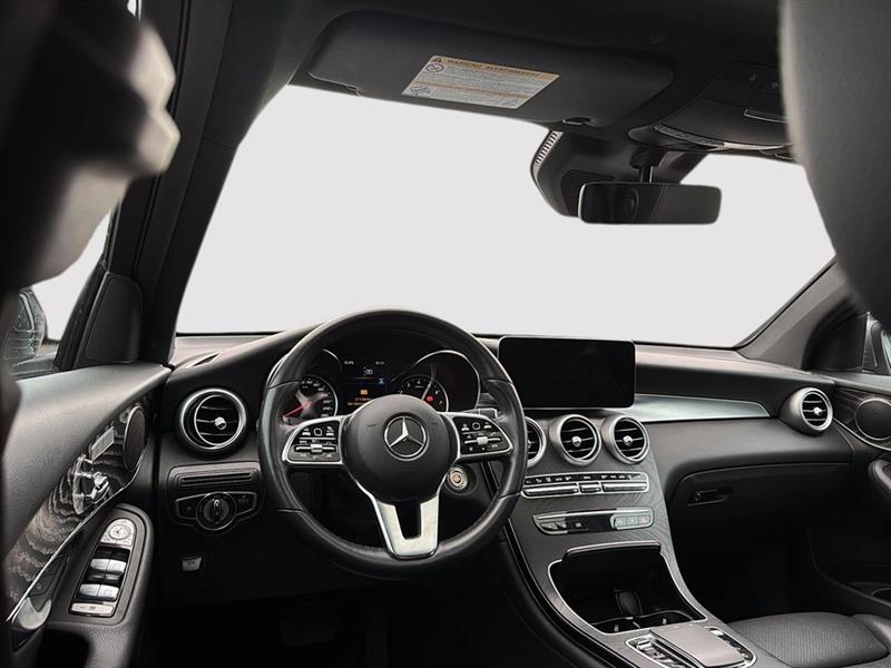 mercedes-benz GLC 300 2023 - 24