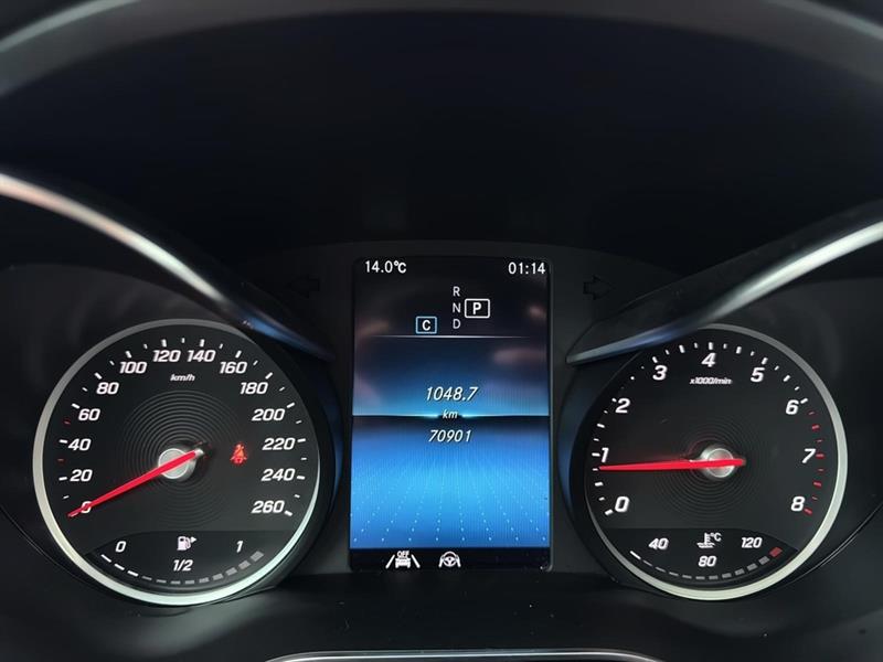 mercedes-benz GLC 300 2023 - 40