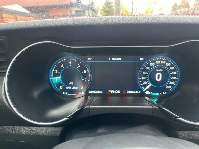 ford Mustang 2022 - 11