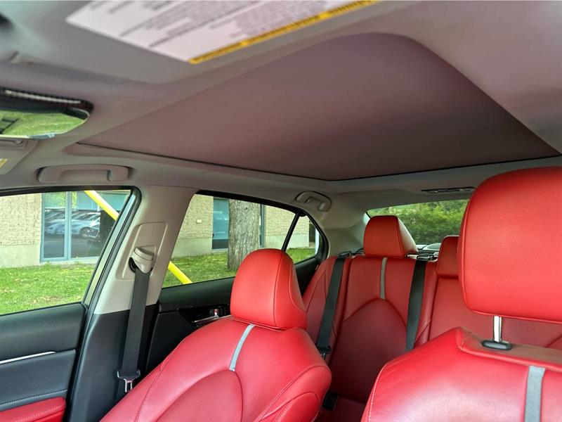 toyota Camry 2018 - 17