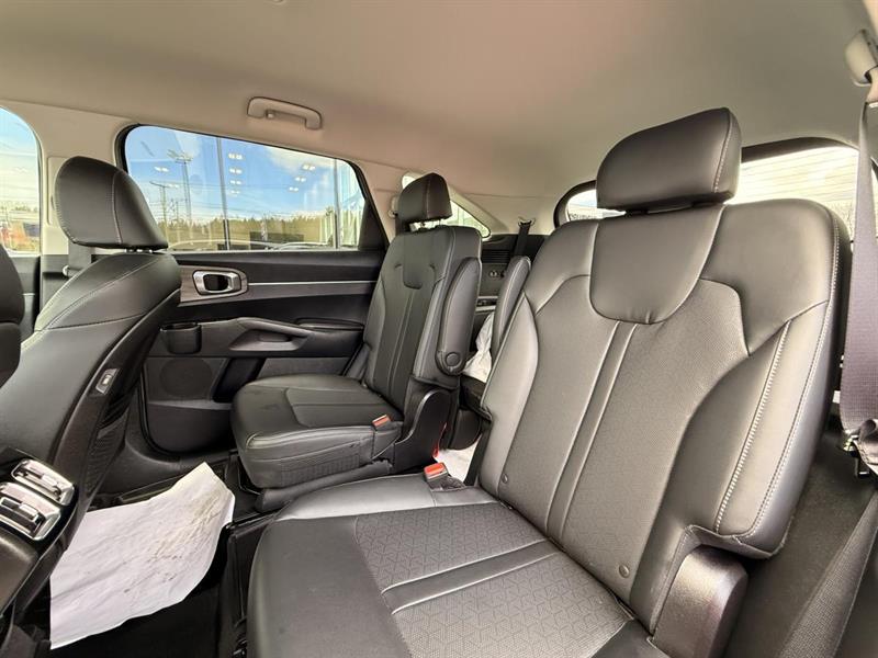 kia Sorento 2022 - 30