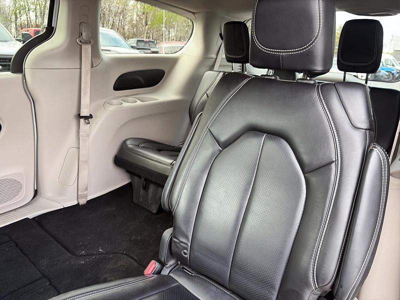 chrysler Pacifica 2023 - 8