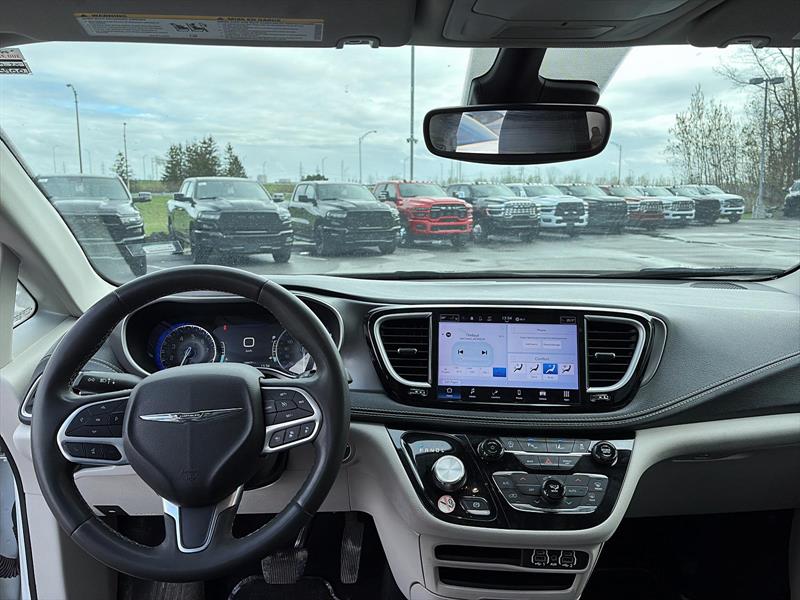 chrysler Pacifica 2023 - 9