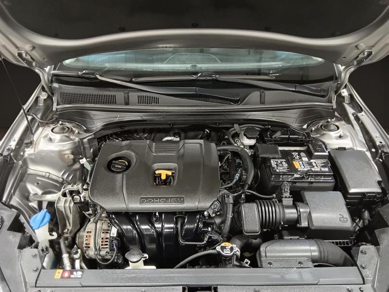 kia Forte 2022 - 8