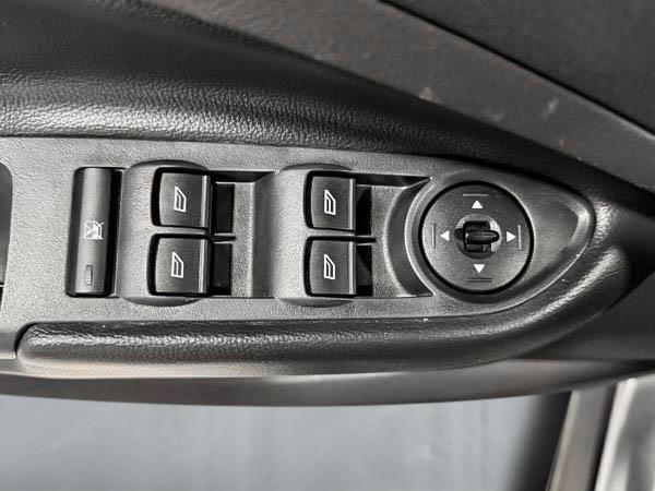ford Escape 2017 - 12