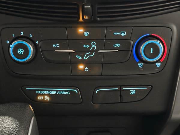 ford Escape 2017 - 23