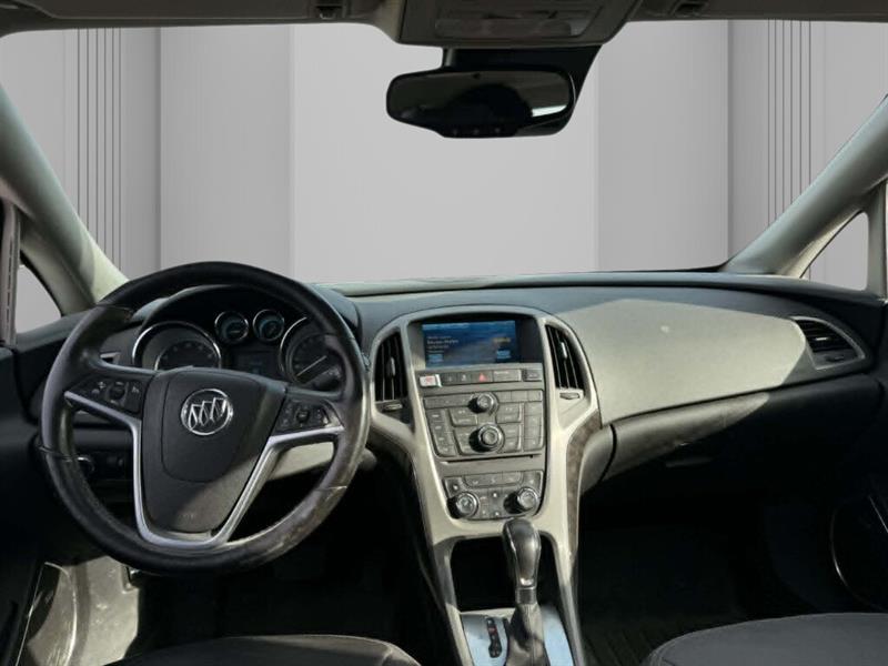 buick Verano 2015 - 12