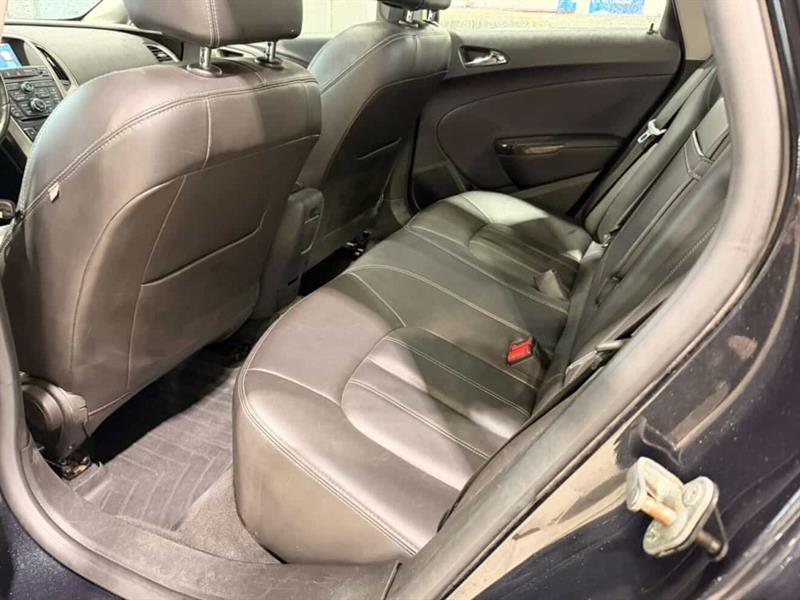 buick Verano 2015 - 23