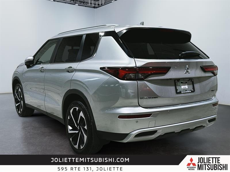 mitsubishi Outlander 2023 - 14